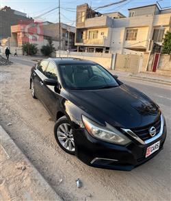 نيسان ألتيما